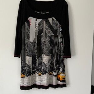 Bali City Scene Tunic - Size Large